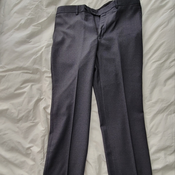 Joseph Abboud Reda Super 110's 2pc suit - Picture 6 of 7